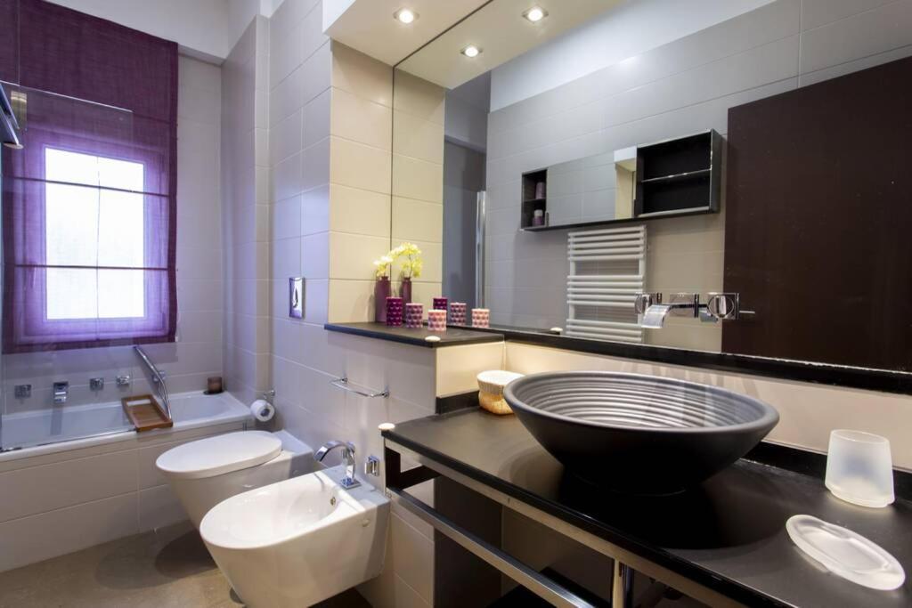 Luxury Sciuti Apartment Palermo Luaran gambar